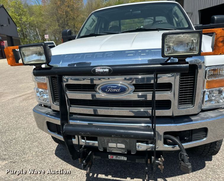 image for item EB2535 2008 Ford F350 Super Duty XLT SuperCab pickup truck