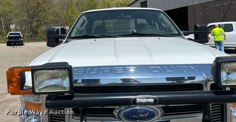 image for item EB2535 2008 Ford F350 Super Duty XLT SuperCab pickup truck