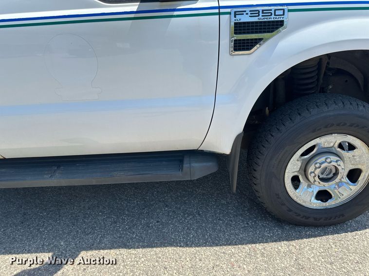 image for item EB2535 2008 Ford F350 Super Duty XLT SuperCab pickup truck