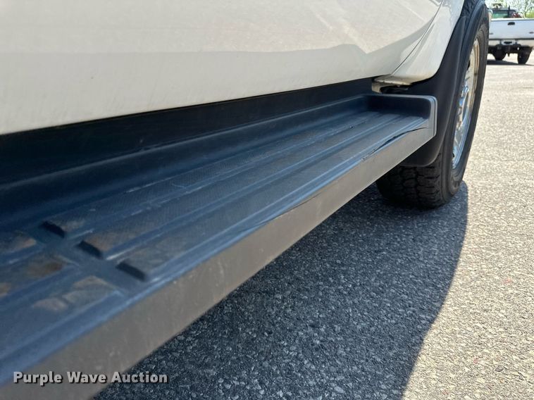 image for item EB2535 2008 Ford F350 Super Duty XLT SuperCab pickup truck