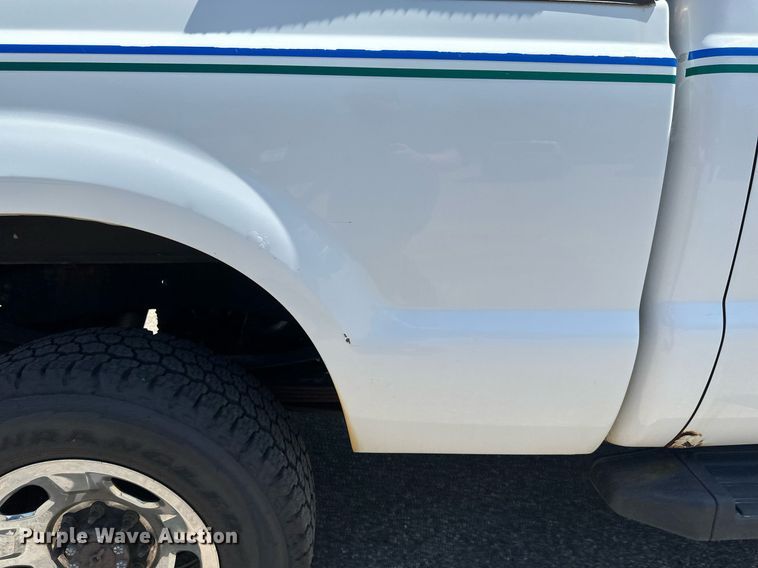 image for item EB2535 2008 Ford F350 Super Duty XLT SuperCab pickup truck