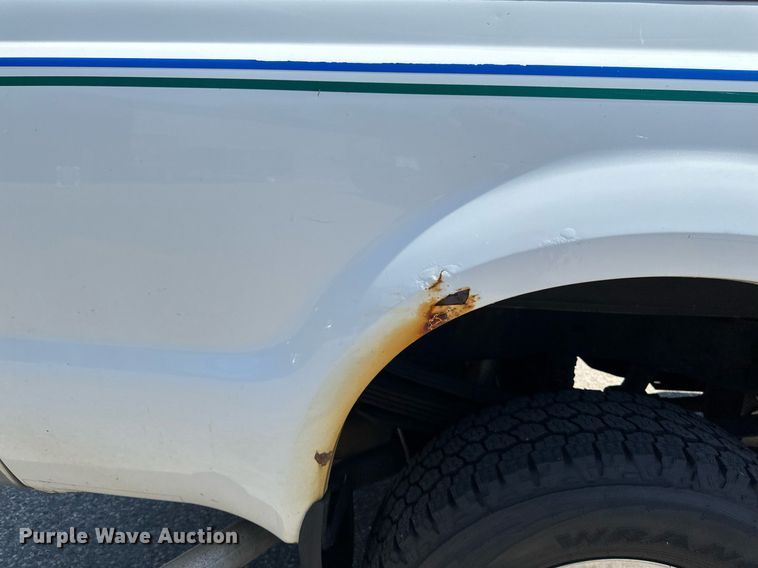 image for item EB2535 2008 Ford F350 Super Duty XLT SuperCab pickup truck
