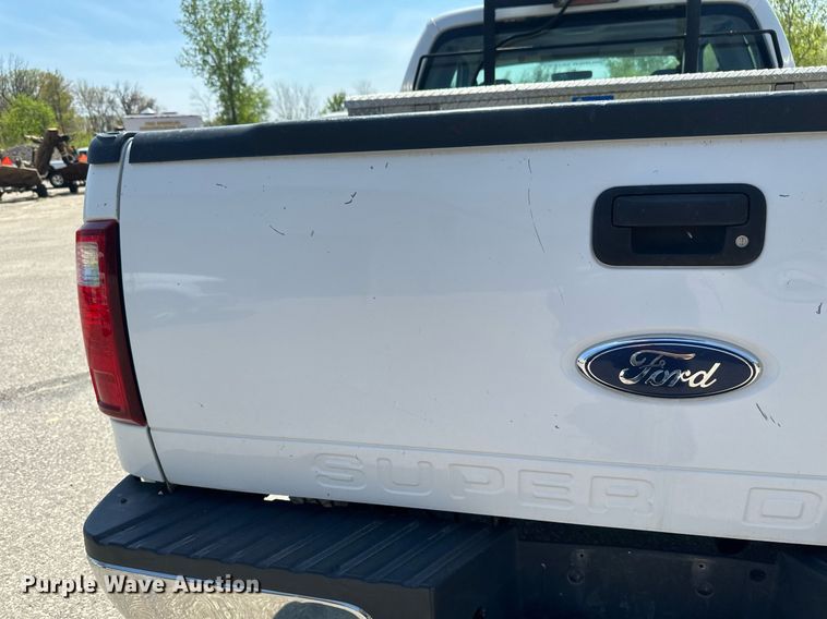image for item EB2535 2008 Ford F350 Super Duty XLT SuperCab pickup truck