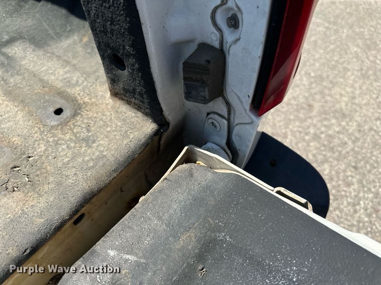 image for item EB2535 2008 Ford F350 Super Duty XLT SuperCab pickup truck