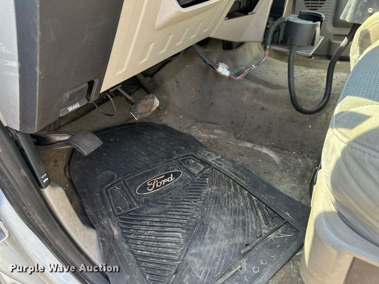 image for item EB2535 2008 Ford F350 Super Duty XLT SuperCab pickup truck