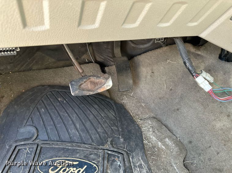 image for item EB2535 2008 Ford F350 Super Duty XLT SuperCab pickup truck