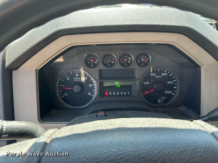 image for item EB2535 2008 Ford F350 Super Duty XLT SuperCab pickup truck