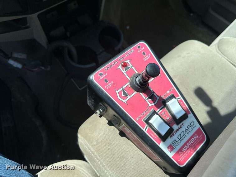 image for item EB2535 2008 Ford F350 Super Duty XLT SuperCab pickup truck