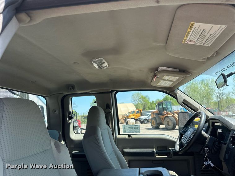 image for item EB2535 2008 Ford F350 Super Duty XLT SuperCab pickup truck
