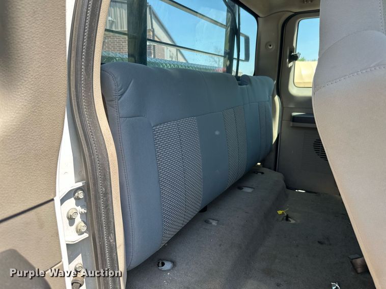 image for item EB2535 2008 Ford F350 Super Duty XLT SuperCab pickup truck