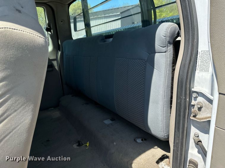 image for item EB2535 2008 Ford F350 Super Duty XLT SuperCab pickup truck