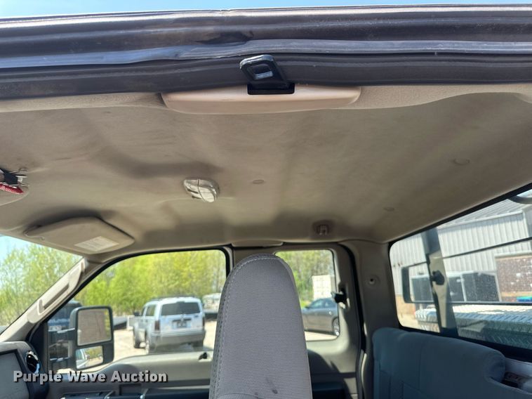 image for item EB2535 2008 Ford F350 Super Duty XLT SuperCab pickup truck