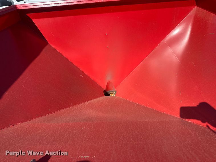 image for item EB2545 Lely L4000 spreader