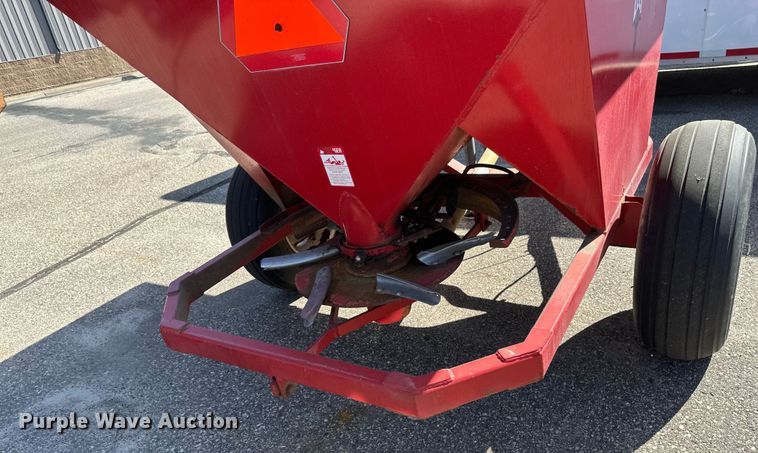 image for item EB2545 Lely L4000 spreader