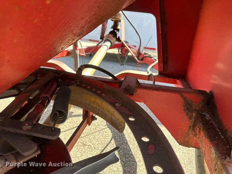 image for item EB2545 Lely L4000 spreader