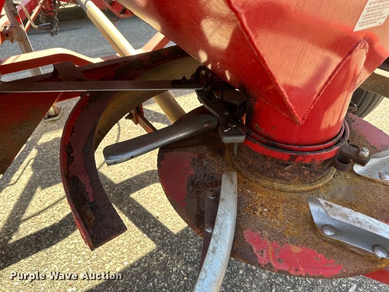 image for item EB2545 Lely L4000 spreader