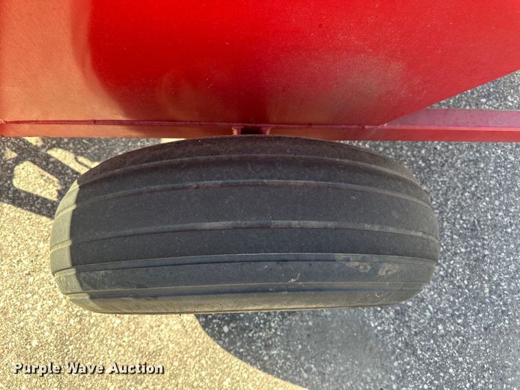 image for item EB2545 Lely L4000 spreader