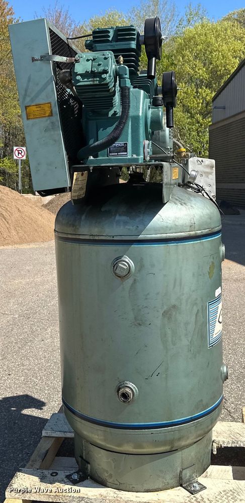 image for item EB2546 C Aire U631222-71V air compressor