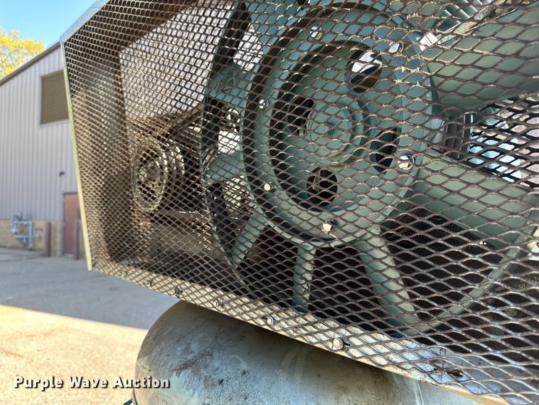 image for item EB2546 C Aire U631222-71V air compressor