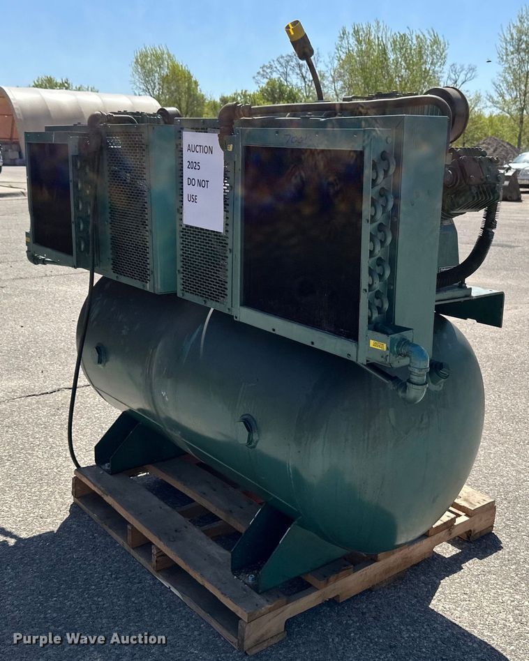 image for item EB2547 FS Curtis air compressor