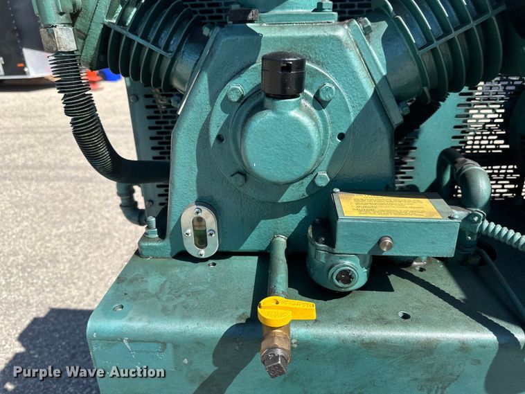 image for item EB2547 FS Curtis air compressor