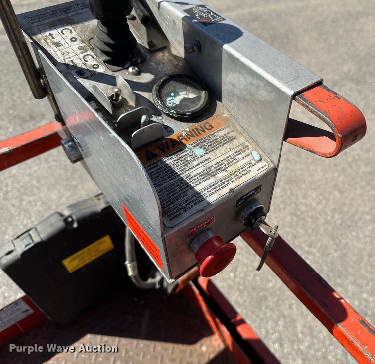 image for item EB2548 2002 Sky Jack SJIII 3226 scissor lift