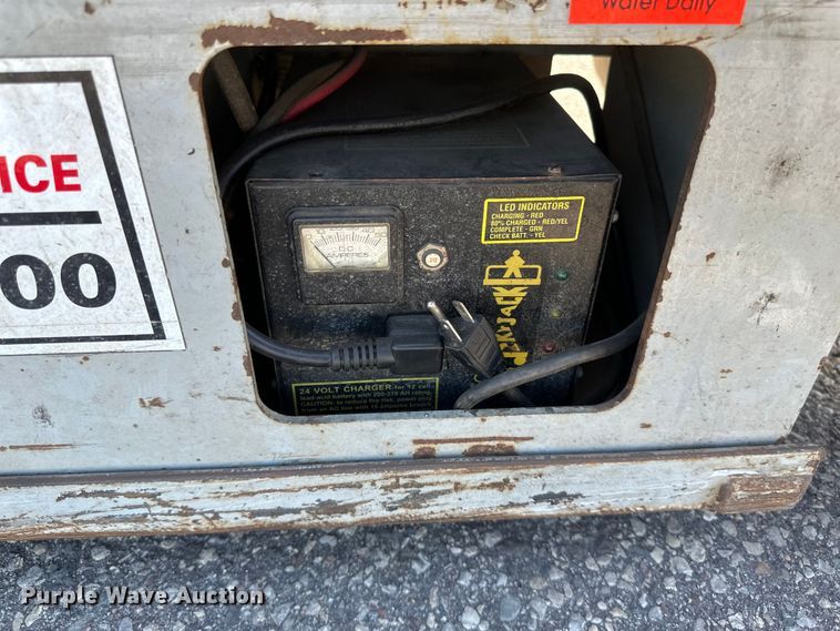 image for item EB2548 2002 Sky Jack SJIII 3226 scissor lift