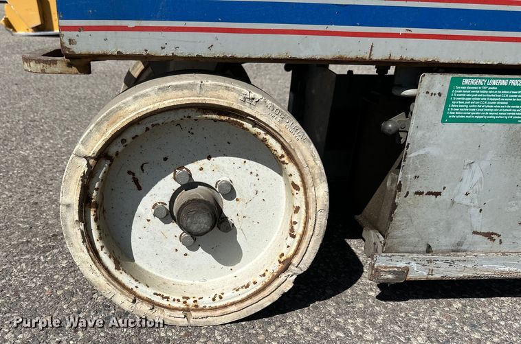 image for item EB2548 2002 Sky Jack SJIII 3226 scissor lift