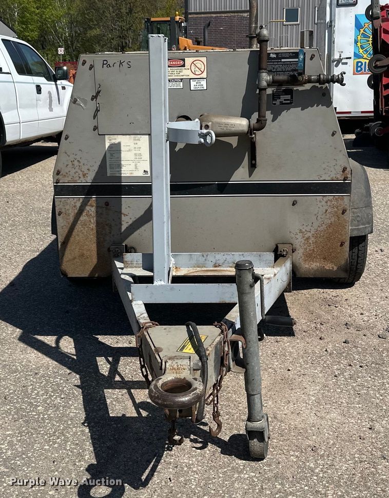 image for item EB2550 1996 LeRoi 0185DJ-E air compressor