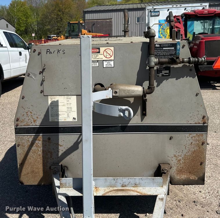 image for item EB2550 1996 LeRoi 0185DJ-E air compressor