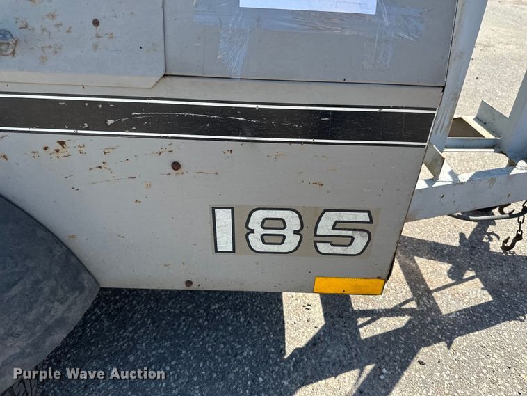 image for item EB2550 1996 LeRoi 0185DJ-E air compressor