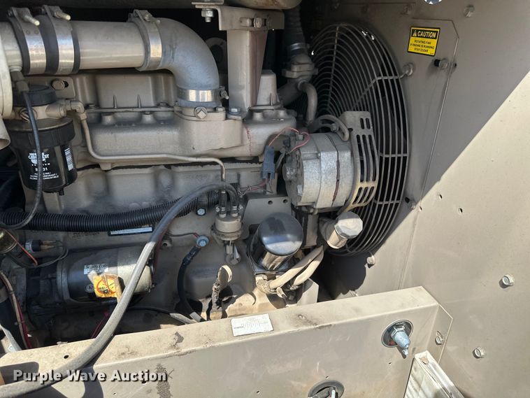 image for item EB2550 1996 LeRoi 0185DJ-E air compressor