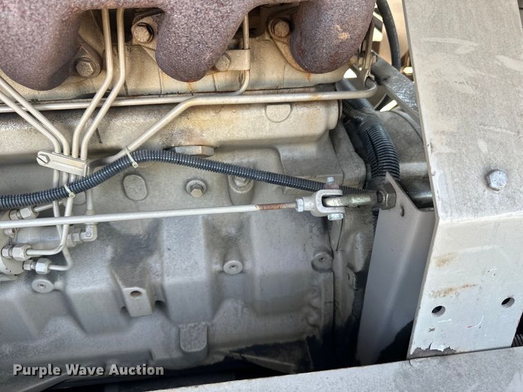 image for item EB2550 1996 LeRoi 0185DJ-E air compressor