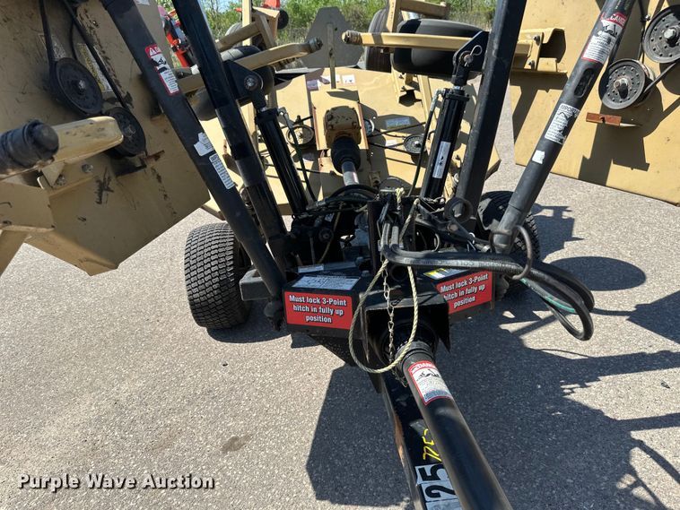 image for item EB2552 Land Pride AFM 4016 batwing finish mower