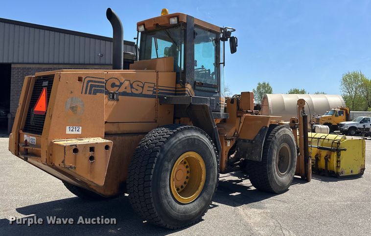 image for item EB2553 2002 Case 721C wheel loader