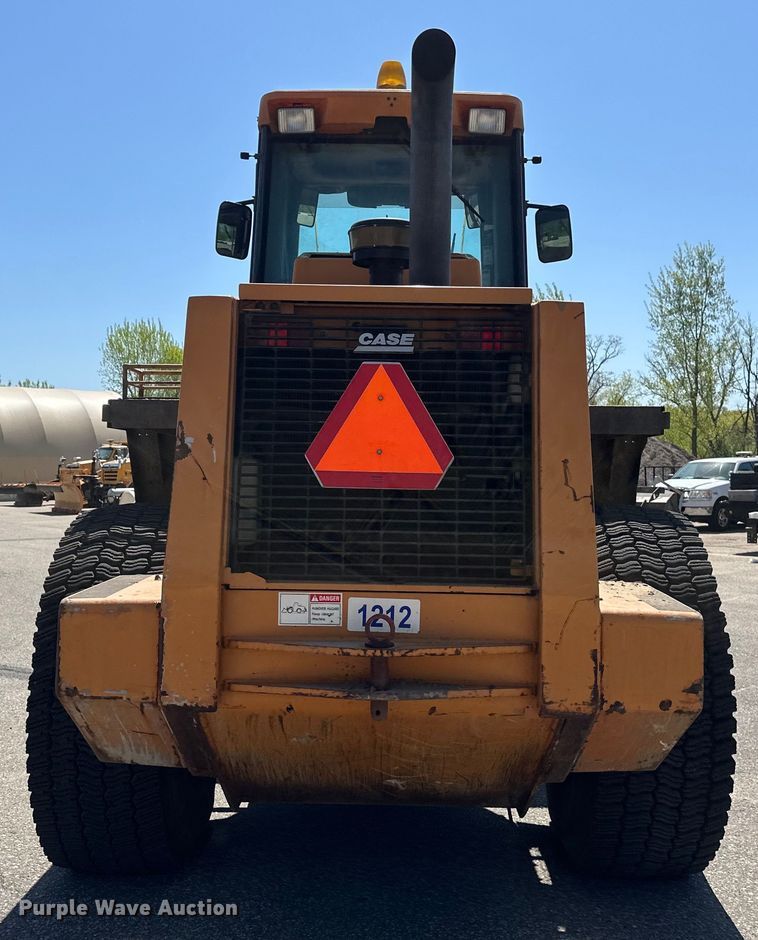 image for item EB2553 2002 Case 721C wheel loader