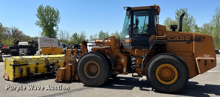 image for item EB2553 2002 Case 721C wheel loader