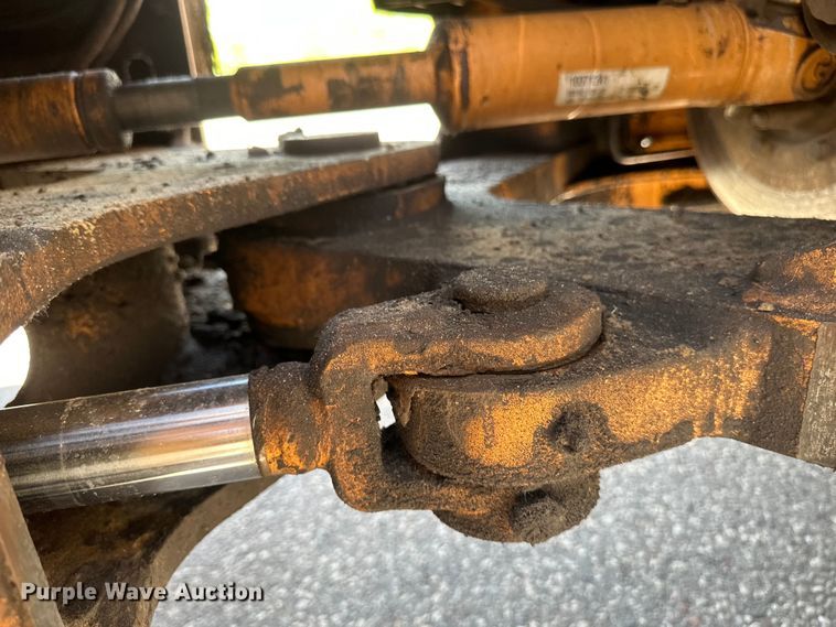 image for item EB2553 2002 Case 721C wheel loader