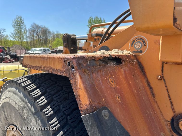 image for item EB2553 2002 Case 721C wheel loader