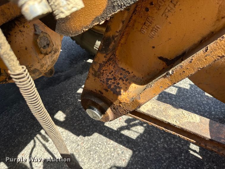 image for item EB2553 2002 Case 721C wheel loader