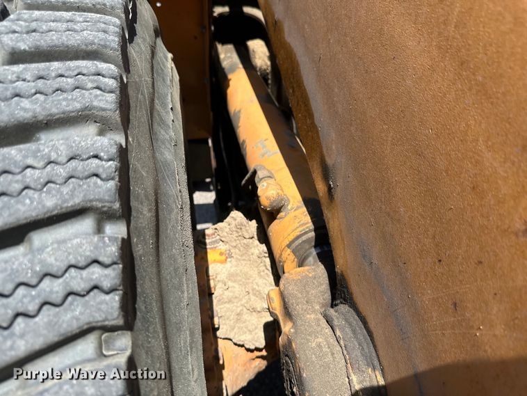 image for item EB2553 2002 Case 721C wheel loader