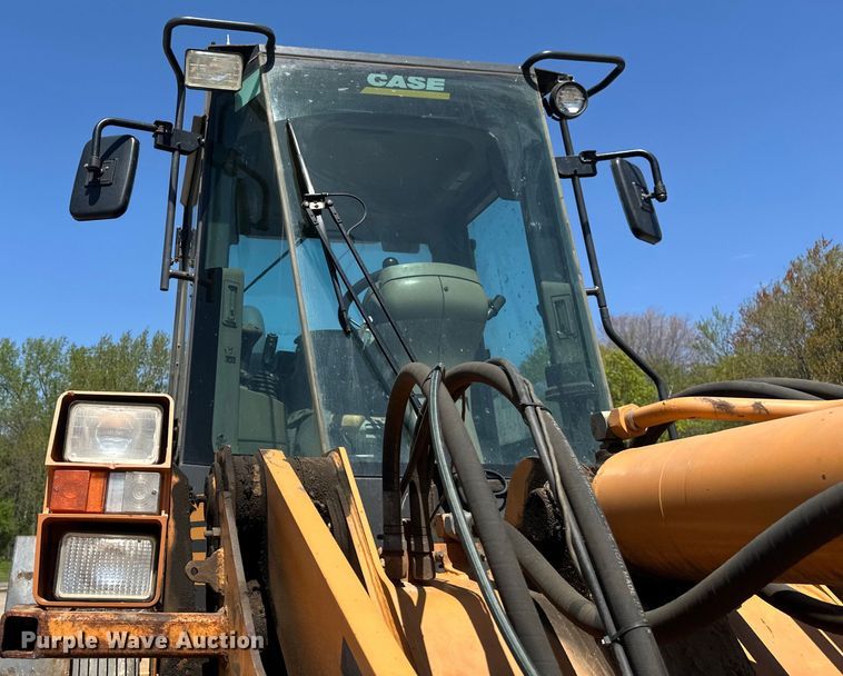 image for item EB2553 2002 Case 721C wheel loader