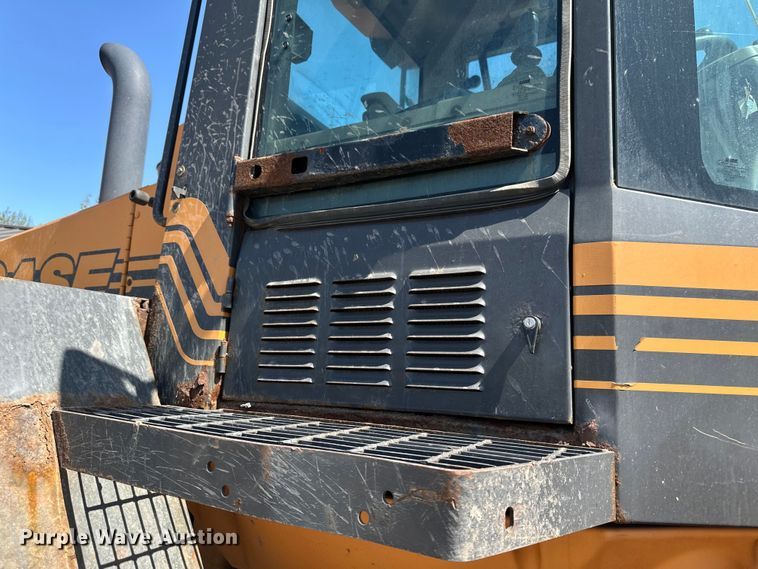 image for item EB2553 2002 Case 721C wheel loader