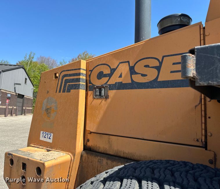 image for item EB2553 2002 Case 721C wheel loader