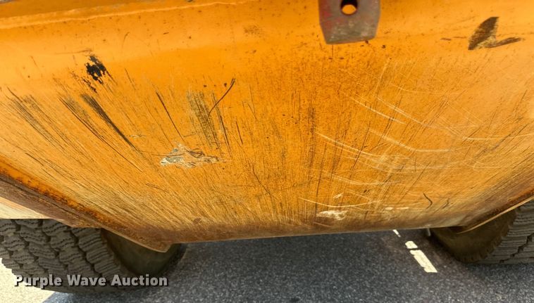 image for item EB2553 2002 Case 721C wheel loader