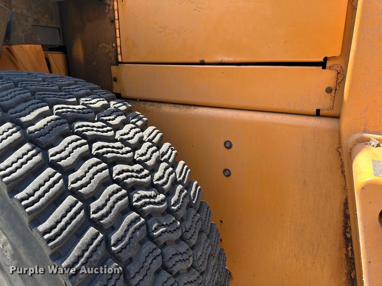 image for item EB2553 2002 Case 721C wheel loader