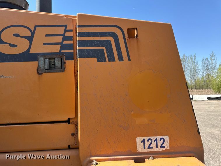 image for item EB2553 2002 Case 721C wheel loader