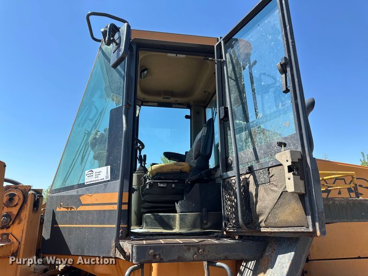 image for item EB2553 2002 Case 721C wheel loader