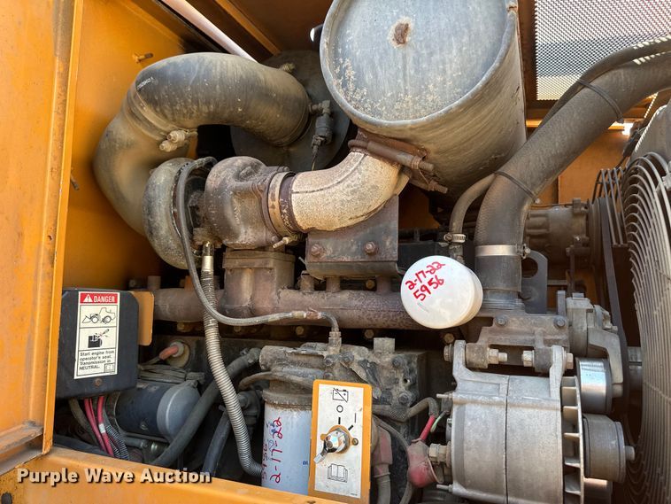 image for item EB2553 2002 Case 721C wheel loader