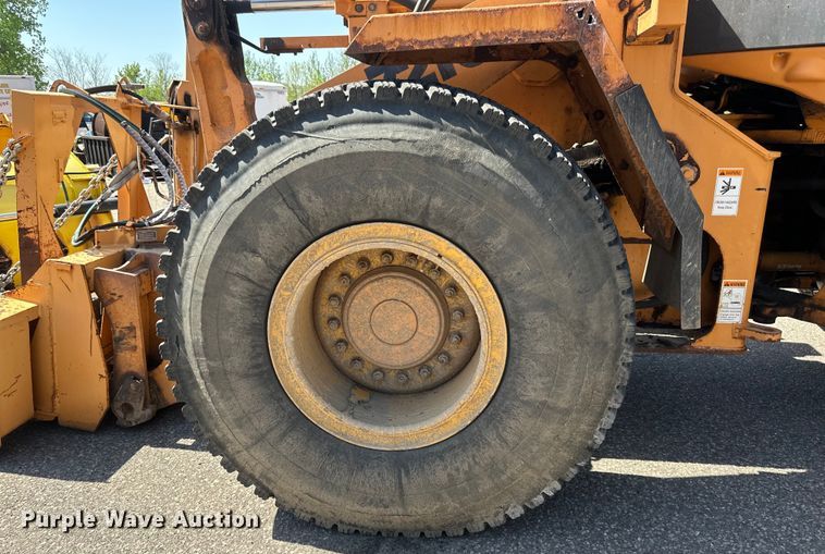 image for item EB2553 2002 Case 721C wheel loader